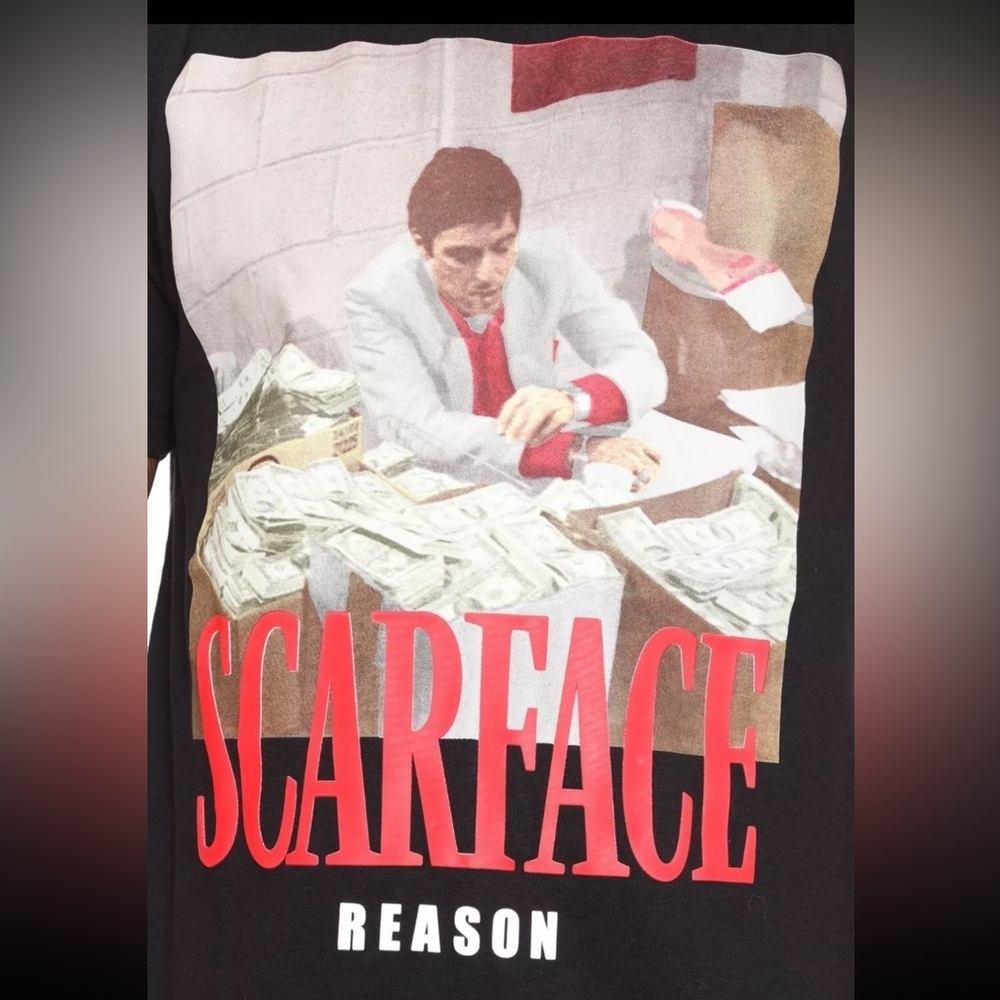 Scarface Tony Montana Counting Money Black/Red/White Graphic Tee/ T-shirt | NEW! - Picture 5 of 6